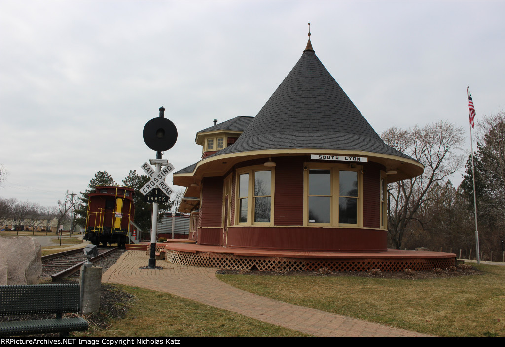 South Lyon GTW Depot